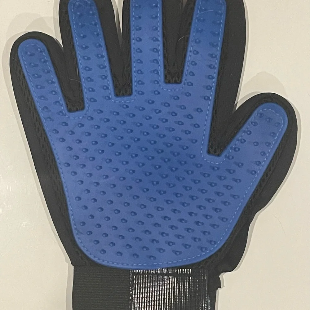 Mr. Peanut’s Pet Grooming Glove Dog Cat Deshedding Brush Blue Black